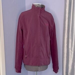Mountain Hardware jacket women's Medium wine colored